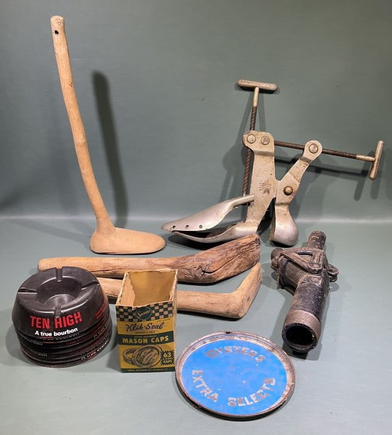 ADVERTISING & WOODEN FEET LOT: STRECHER IS 16" X 12"