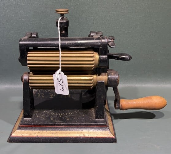 "THE ORGINIAL REM" BY H. SOMNHER FLUTING / CRIMPER (1 of 4)
