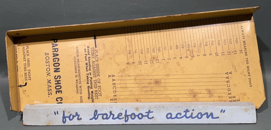 VINTAGE SHOE STORE ADVERTISING SIZER & STAND (1 of 4)