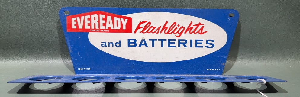 EVEREADY FLASHLIGHTS ADVERTISING RACK (1 of 4)