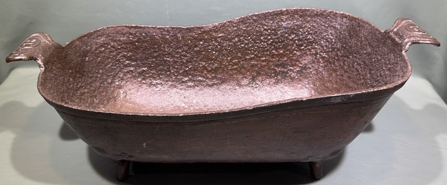 MINIATURE PAINT DECORATED CAST IRON BATH TUB (1 of 5)