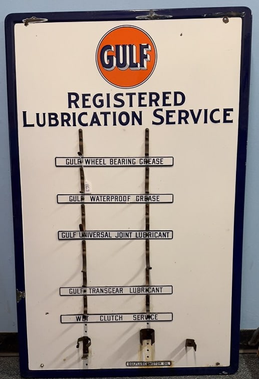 GULF REGISTER LUBRICATION SERVICE GREASE GUN RACK (1 of 5)