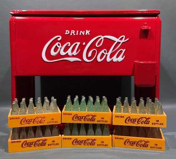 COCA-COLA ADVERTISING SALESMAN SAMPLE COOLER (1 of 8)