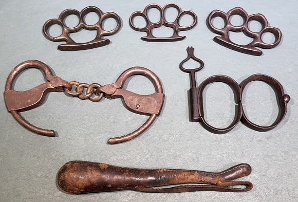 ANTIQUE HANDCUFFS & PERSONAL DEFENSE ITEMS: 9-1/2" LONG