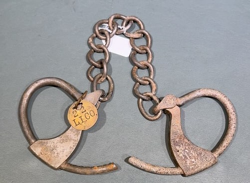 EARLY LEG SHACKLES W/ ID TAG: 21" LONG