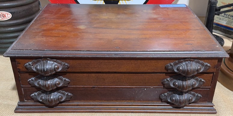 ANTIQUE WALNUT CARVED 3 DRAWER SPOOL CABINET (1 of 4)