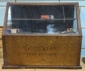 GOOD YEAR AKRON TIRE SERVICE METAL SHOW CASE (1 of 5)