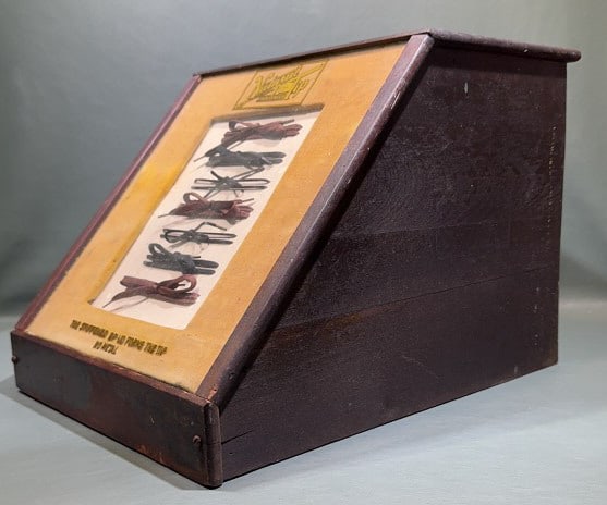 NATURAL TIP SHOE STRING DISPLAY CASE - 4