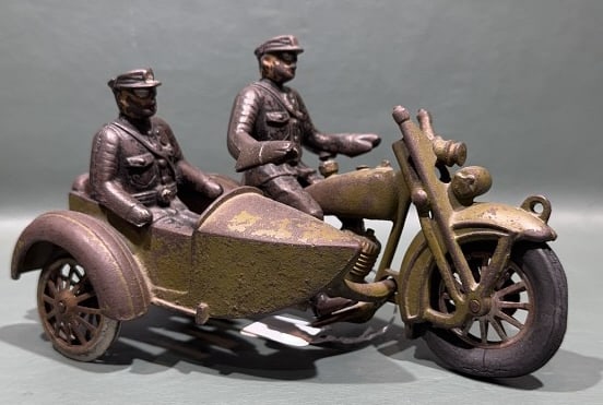 HUBLEY HARVEY DAVIDSON CAST IRON MOTORCYCLE (1 of 7)