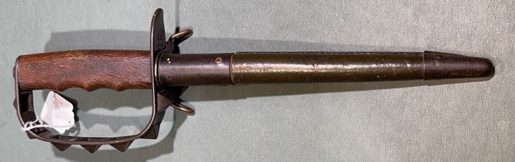 US WWI LF&C MODEL 1917 TRENCH KNIFE & SCABBARD (1 of 6)