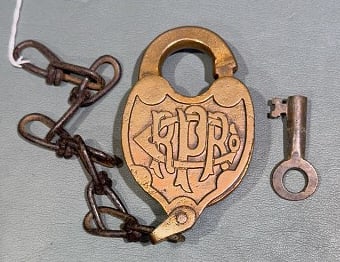 PENNSYLVANIA RAILROAD LOCK & KEY: ~