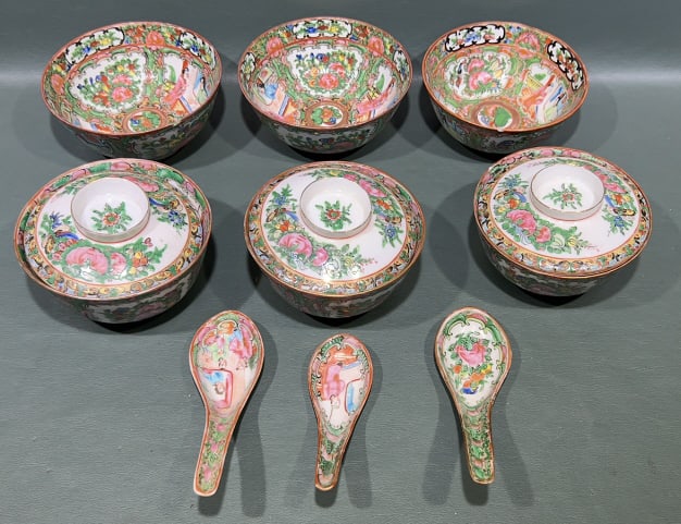 ROSE MEDALLION COVERED SOUP BOWLS