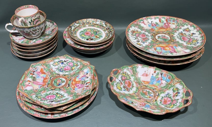 LG LOT OF ROSE MEDALLION PLATES: ~