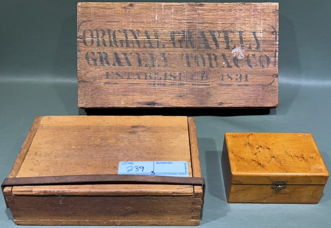 CLARKS SEWING BOX, TOBACCO ADVERTISING & (1 of 4)
