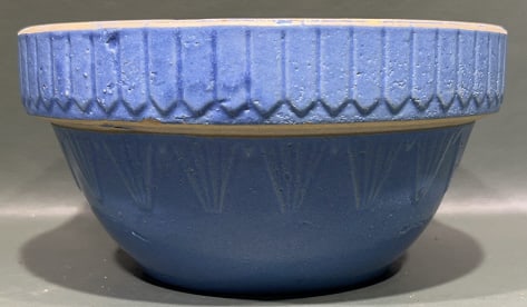 BLUE STONEWARE MIXING BOWL (1 of 4)