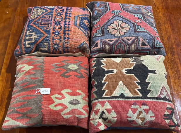 4 RUG PILLOWS (1 of 4)