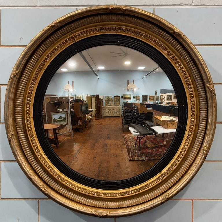 LARGE ANTIQUE GOLD GILT BULLSEYE MIRROR: 41"