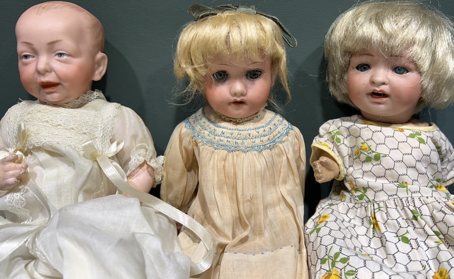 ANTIQUE BISQUE HEAD BABY DOLLS (1 of 7)