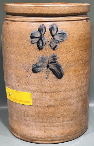 ANTIQUE BLUE DECORATED STONEWARE CROCK: 11-3/4" X 8" HAIR LINE CRACK SEE PHOTOS