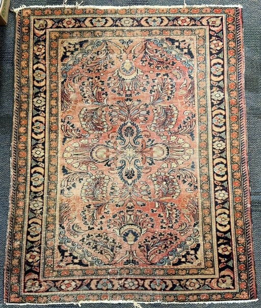 ANTIQUE HANDMADE ORIENTAL AREA RUG (1 of 4)