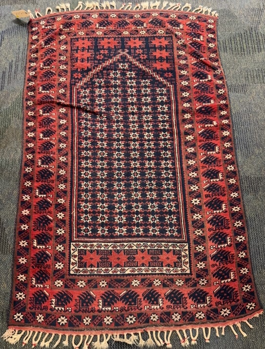 ANTIQUE ORIENTAL HANDMADE RUNNER RUG (1 of 4)