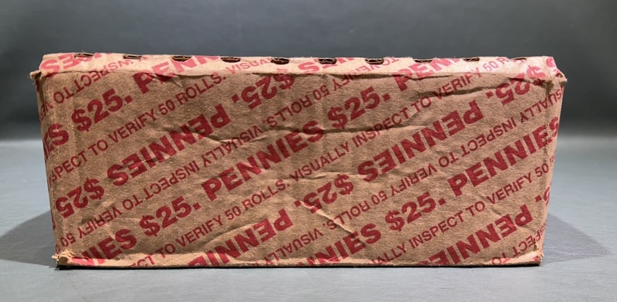 2017-D SHIELD SEALED US PENNY BANK BOX: $25 FACE VALUE ~ 8.75" X 4" X 3.5"