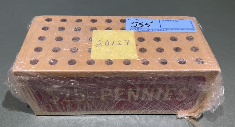 2012-P LINCOLN MEMORIAL SEALED US PENNY BANK BOX: $25 FACE VALUE ~ 8.75" X 4" X 3.5"