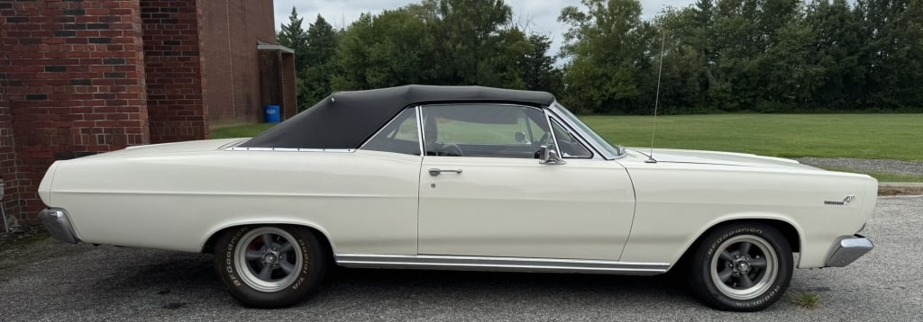 1966 MERCURY CYCLONE 2 DOOR CONVERTIBLE (1 of 19)