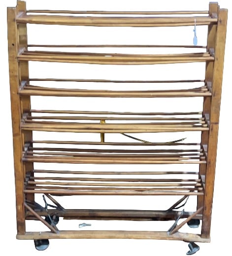 VINTAGE INDUSTRIAL SHOE RACK (1 of 5)