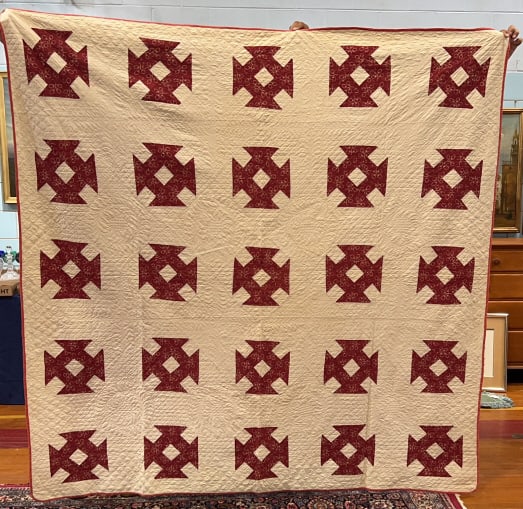 GEOMETRIC DESIGN HANDMADE QUILT: ~