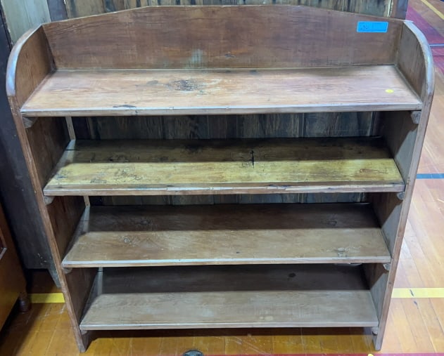 ANTIQUE PINE COUNTRY BUCKET BENCH: 43" X 42"