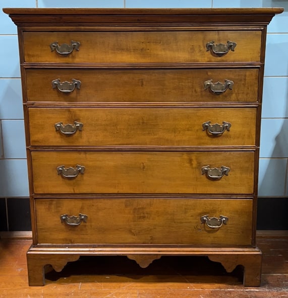 ANTIQUE NEW ENGLAND SEMI TALL CHEST