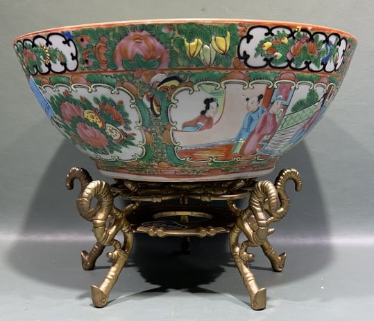 LARGE ROSE MEDALLION BOWL W/BRASS MOTTAHEDEH STAND: 10.25" X 4" ~ 3.75" X 8"