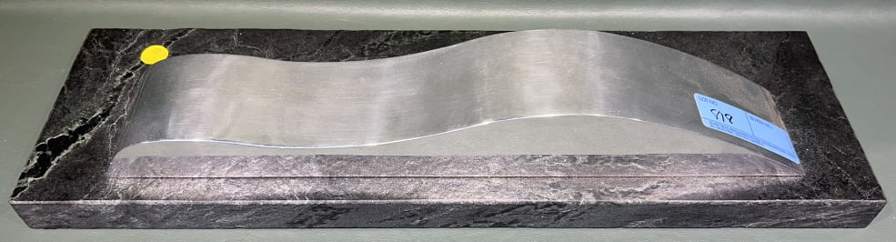 MODERN POLISHED METALIC SCULPTURE OF MARBLE BASE: 22" X 6.5" X 4"
