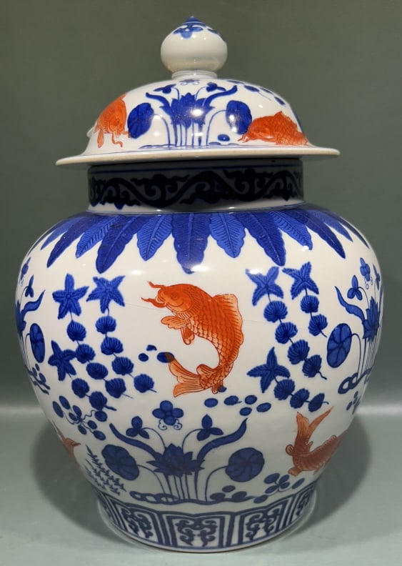 BLUE & WHITE PORCELAIN GINGER JAR W/CARP DECORATIO (1 of 8)