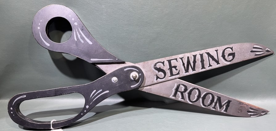 "SEWING ROOM" SCISSORS TRADE SIGN: 26" X 11"