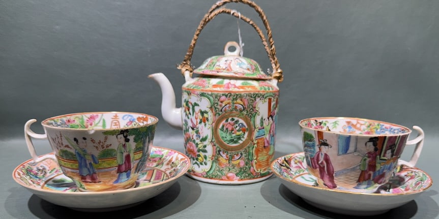 ANT. ROSE MEDALLION CUPS & SAUCERS (1 of 6)