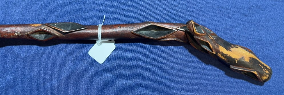 ANT. WALKING STICK W/ FOLK ART: 39" X 1"