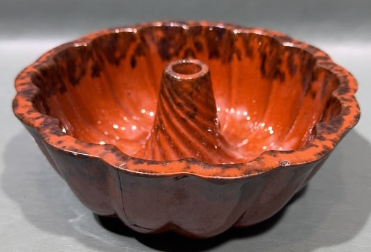 REDWARE DECORATED BUNDT MOLD (1 of 4)