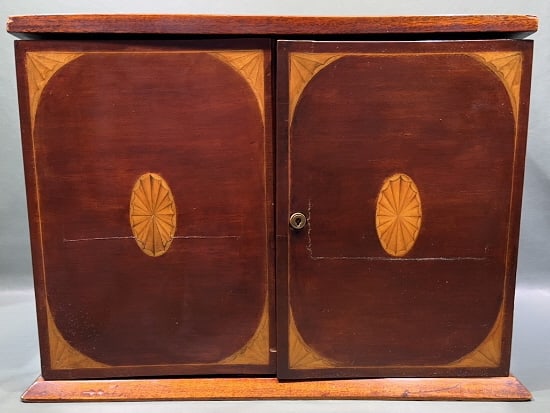 ANTIQUE INLAID MAHOGANY GENTLEMAN?S DESK: 17.75" x 10.75? x 13?