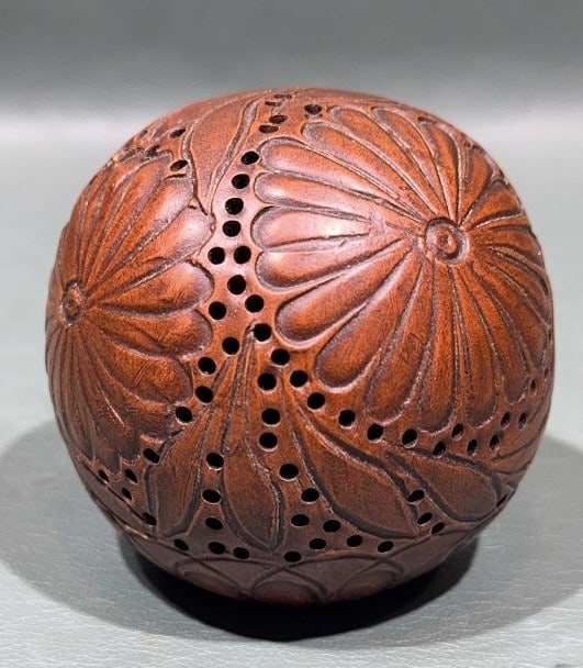 VINTAGE HAND-CARVED TERRACOTTA INCENSE DISPENSER: L'ARTISAN PARFUMEUR AMBER BOULE ~ 2" X 3"