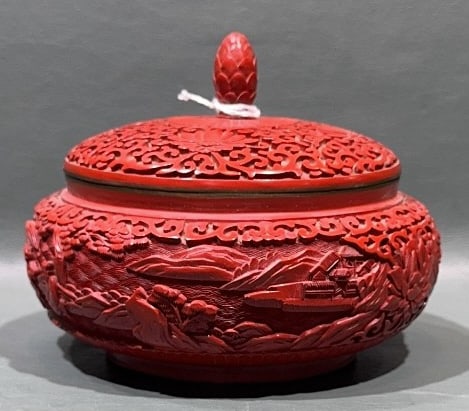 CHINESE CARVED CINNABAR LACQUERED BOX (1 of 6)