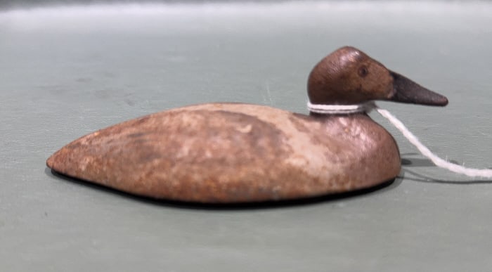 MINI IRON CAPT. HARRY JOBES CANVAS HEN: 4-1/4" X 2"