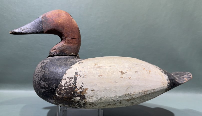 ANTIQUE CANVASBACK WORKING DECOY (1 of 4)