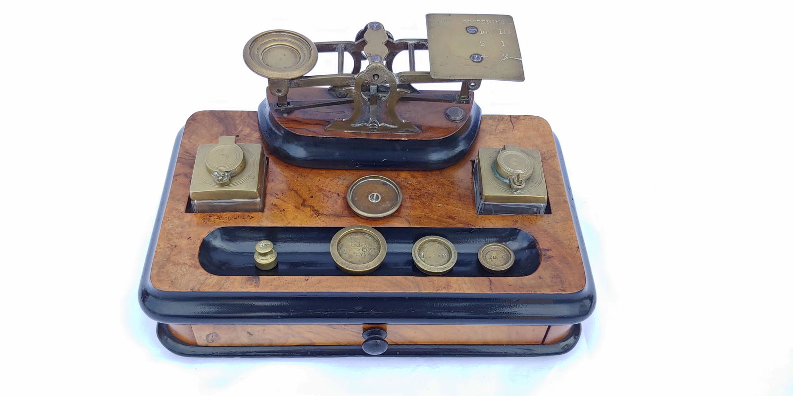 A parcel ebonized burlwood and brass balance scale (1 of 12)