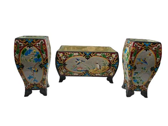 Rectangular jardiniere and two vases in demi-porcelain (1 of 18)