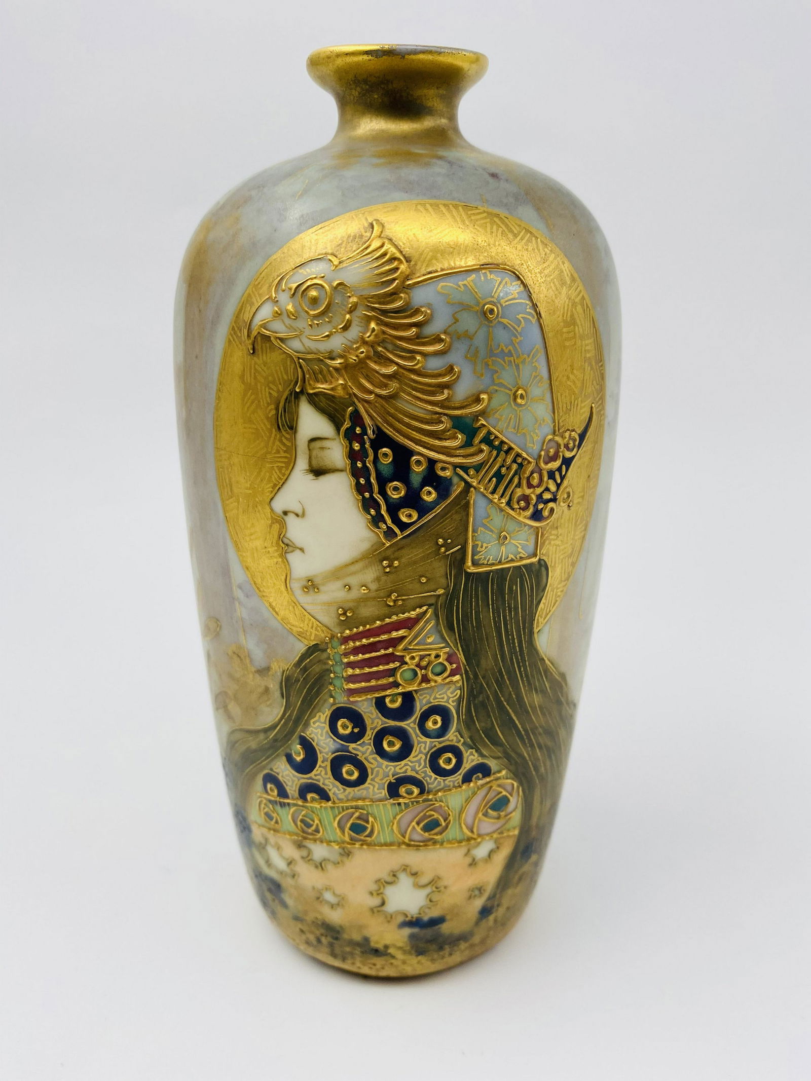 A Reissner, Stellmacher & Kessel Amphora Ware Solstice (1 of 8)