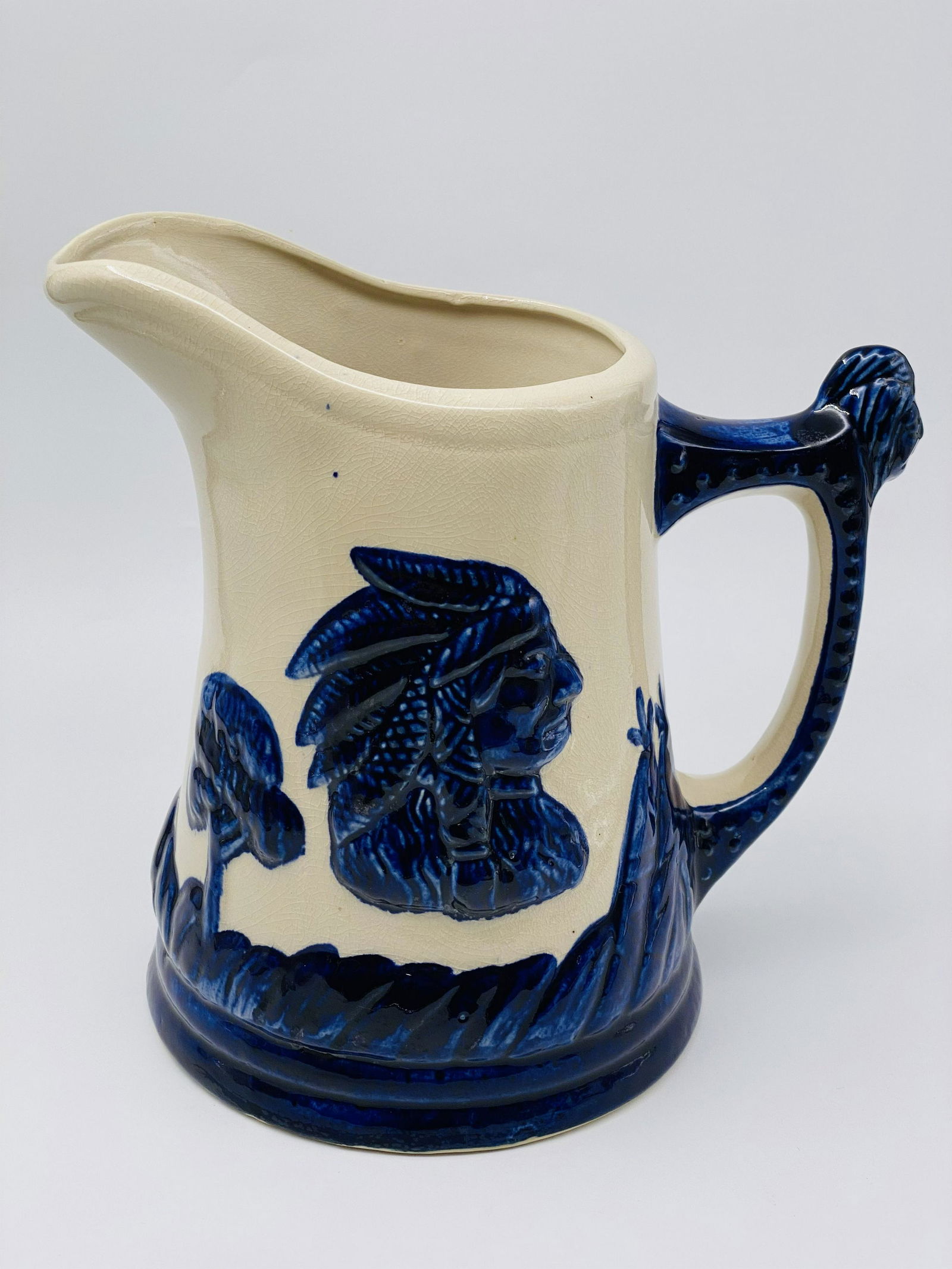 Old Sleepy Eye American Pottery Pitcher (1 of 7)