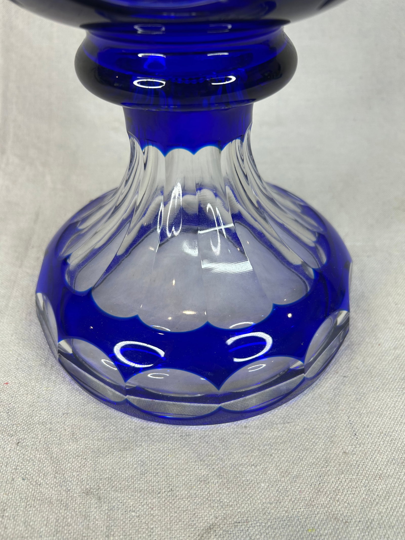 Large blue vase - 10