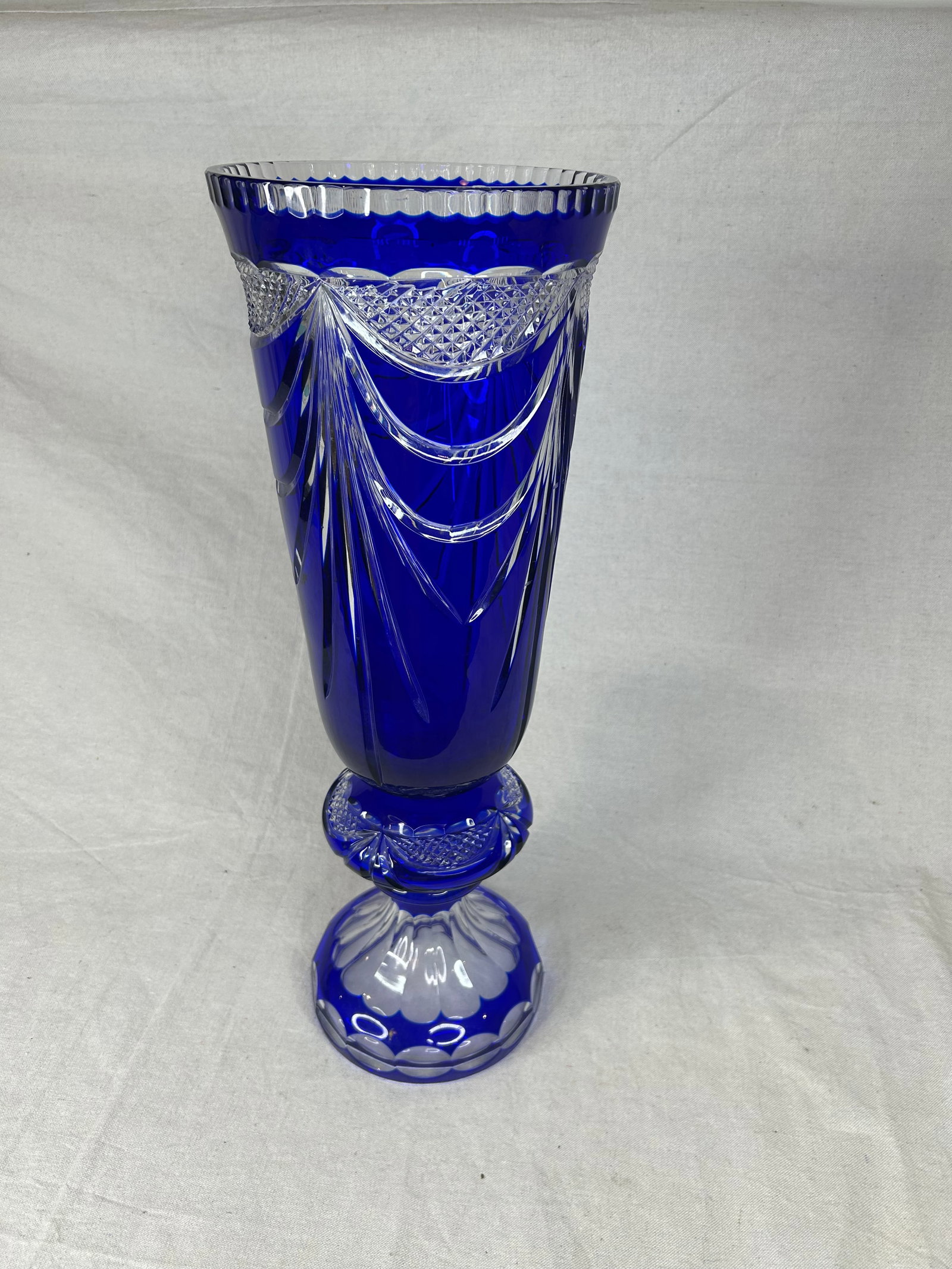 Large blue vase - 4